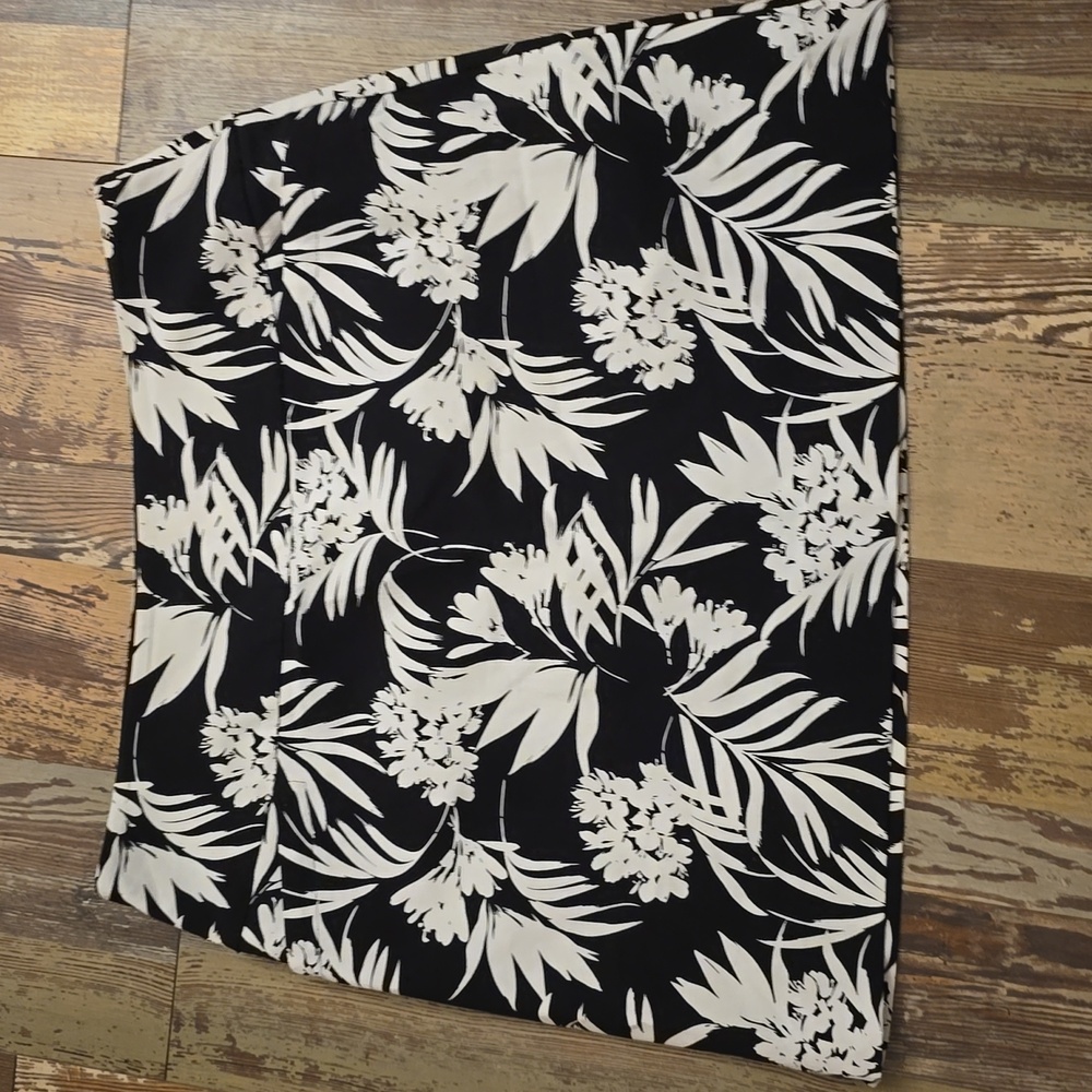 S.C. & Co. Women's Skort‎ XL Mini Stretch Lined Athletic Floral Black